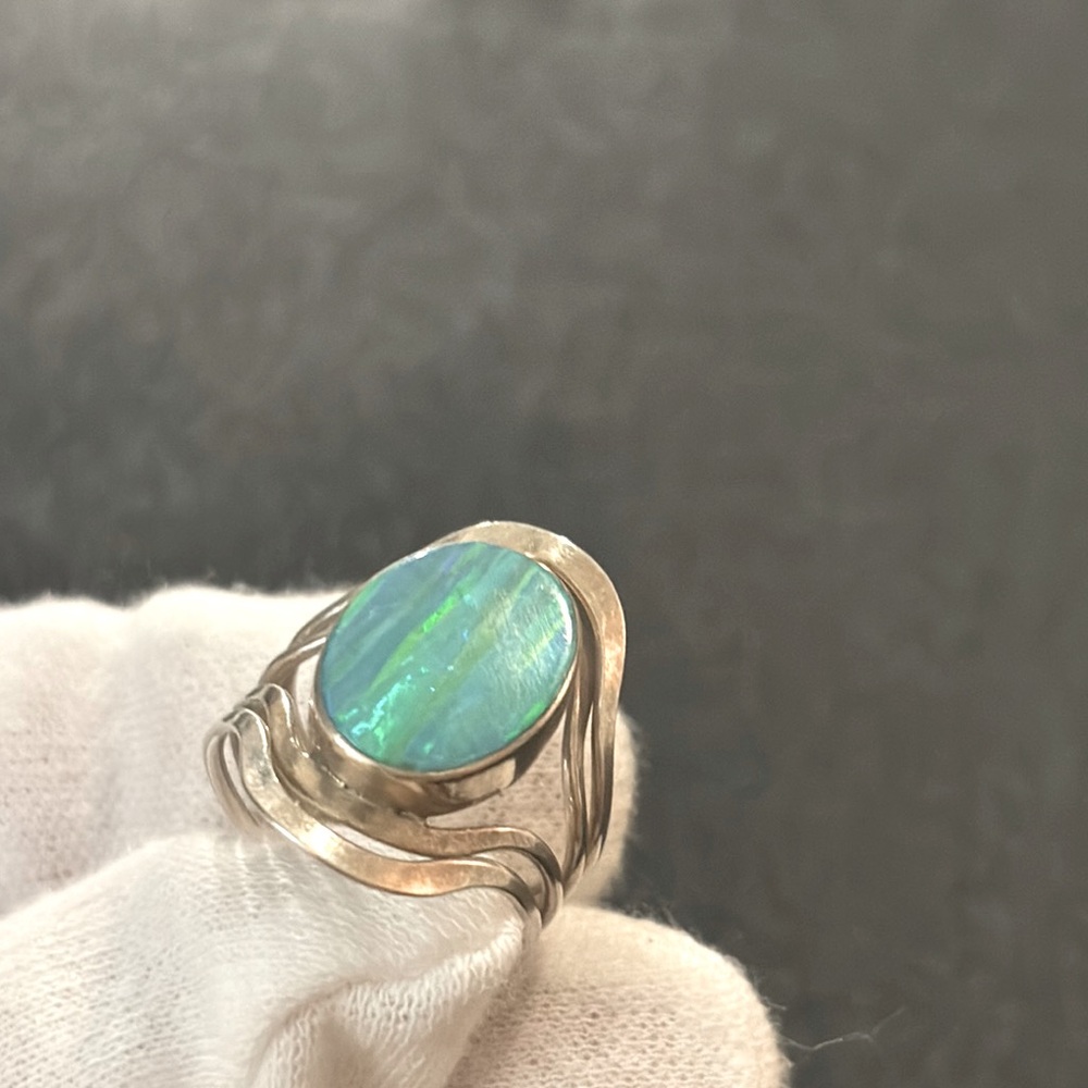 Vintage 925 Mexican Sterling silver ring with blue stone SZ 7